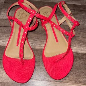 Women sandals size 8/8.5 red